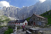 Al Rifugio Albani a scavalco della Valle Azzurra, salita in tutta la sua estensione il 23 giugno 2015 - FOTOGALLERY